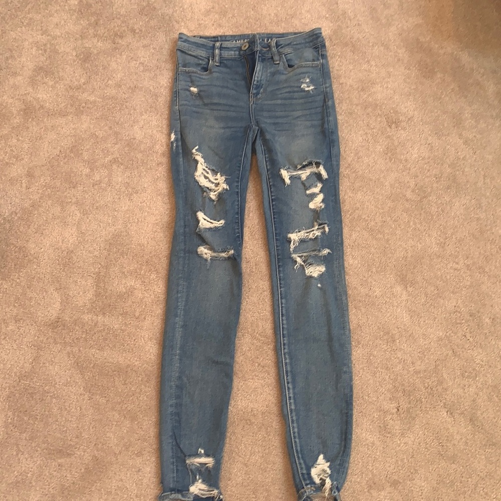 American Eagle Hi-Rise Ripped Jean